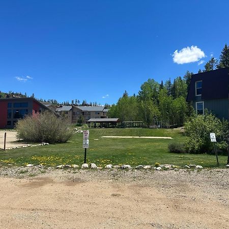 Winter Haus, Winter Park 2 Bedrooms Corner Unit W Outdoor Patio Walking Distance To The Center Of Town Kültér fotó