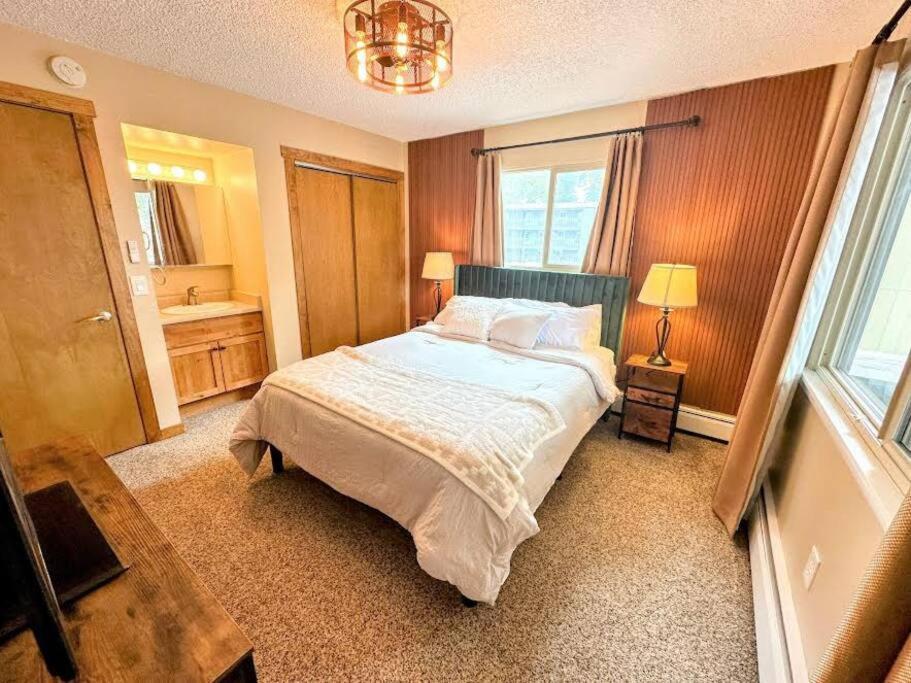 Winter Haus, Winter Park 2 Bedrooms Corner Unit W Outdoor Patio Walking Distance To The Center Of Town Kültér fotó