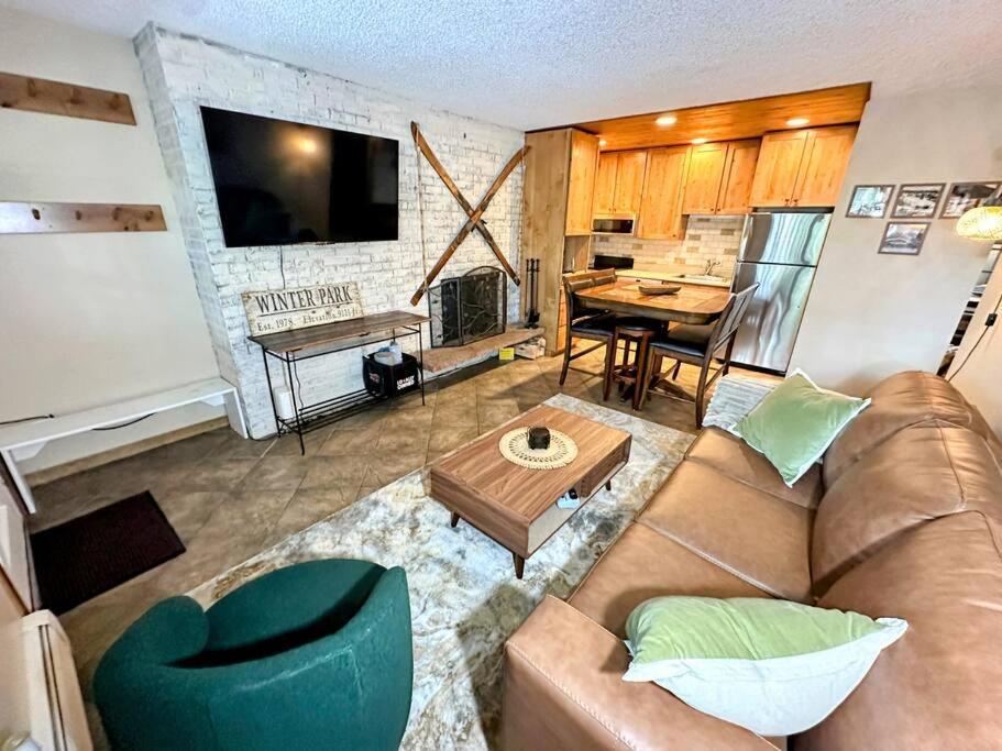 Winter Haus, Winter Park 2 Bedrooms Corner Unit W Outdoor Patio Walking Distance To The Center Of Town Kültér fotó